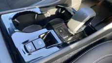 Volvo XC40 2.0 B4P Plus Dark 5dr Auto Petrol Estate